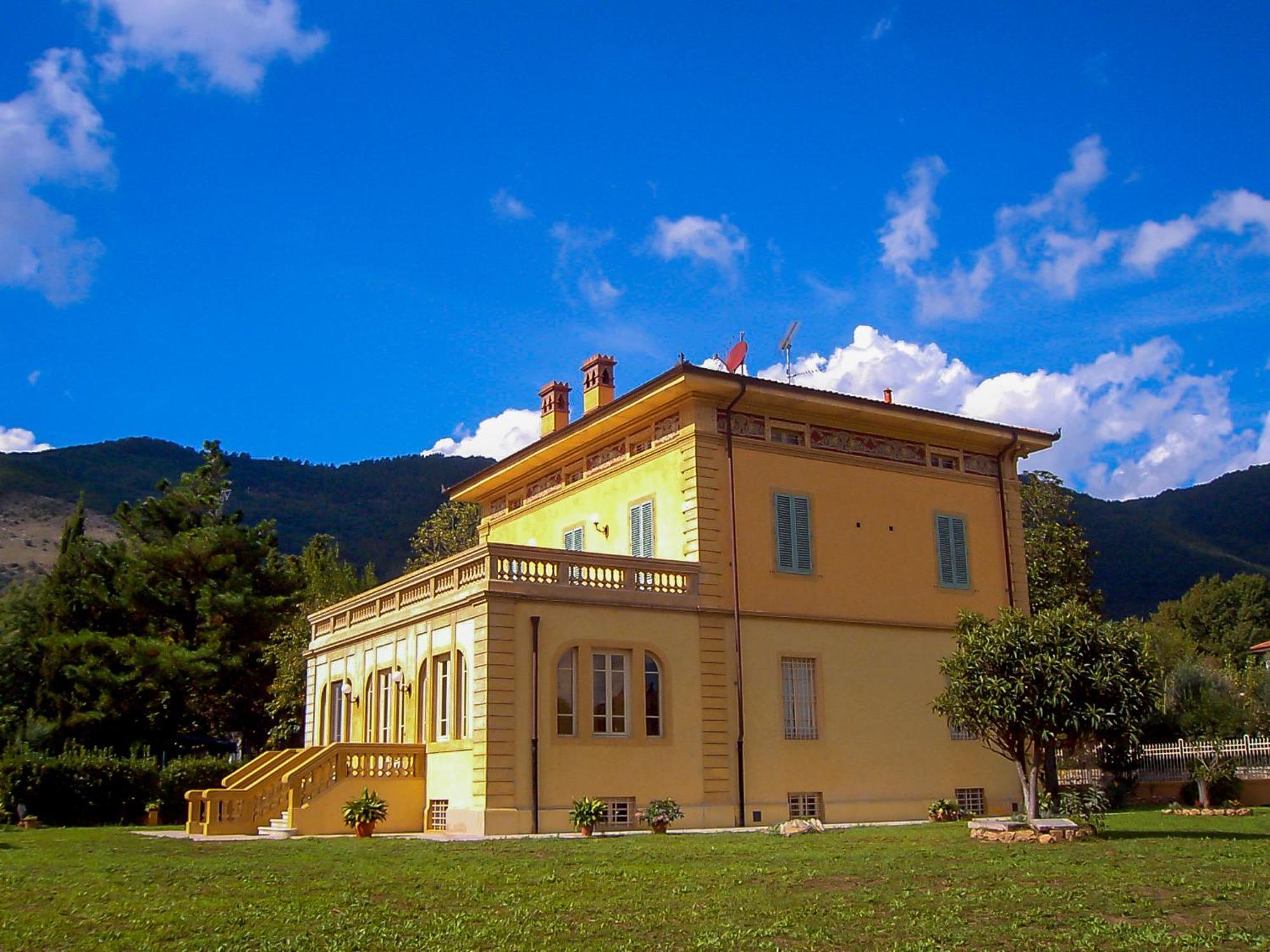 Marta Guest House Lucca Esterno foto