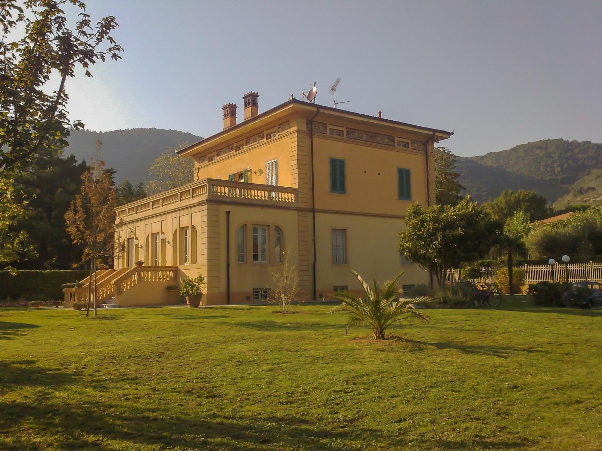 Marta Guest House Lucca Esterno foto